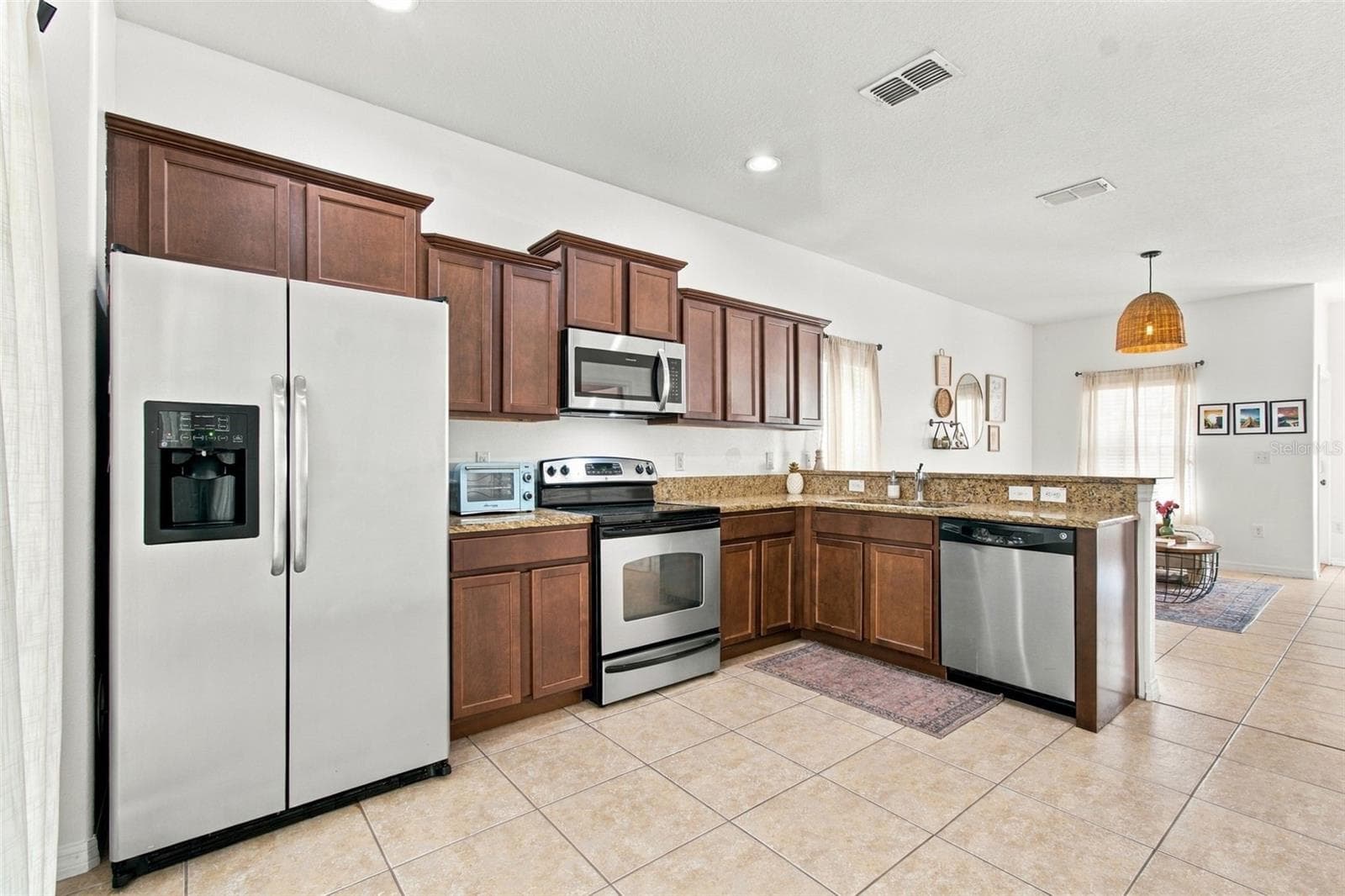 Townhouse at 8524 GABLEBEND WAY, TAMPA, photo 21 of 52