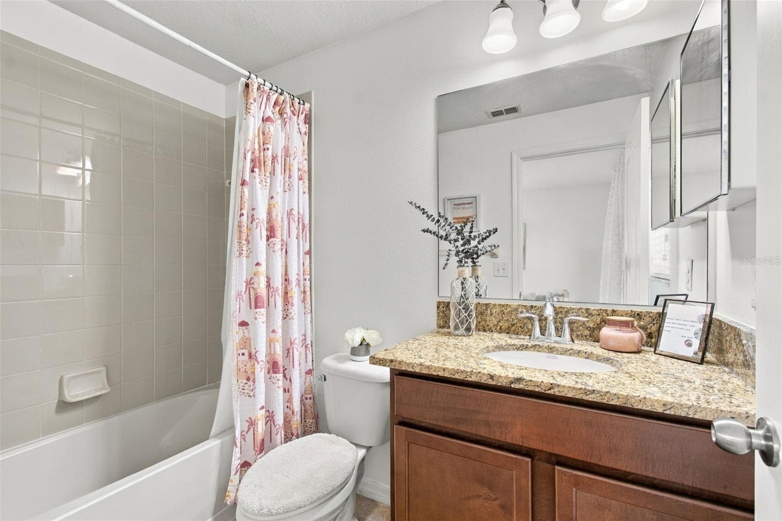Townhouse at 8524 GABLEBEND WAY, TAMPA, photo 40 of 52