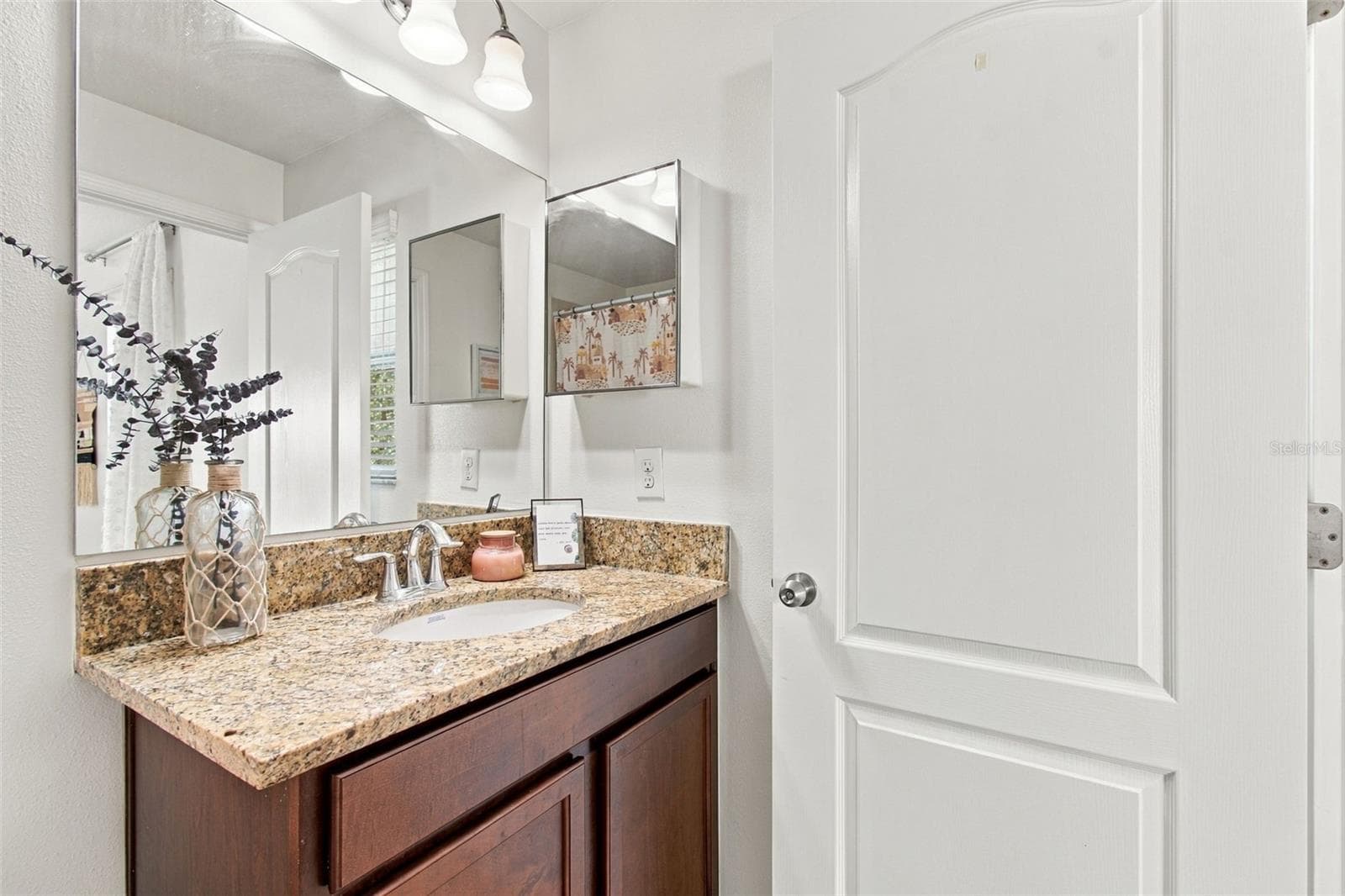 Townhouse at 8524 GABLEBEND WAY, TAMPA, photo 41 of 52