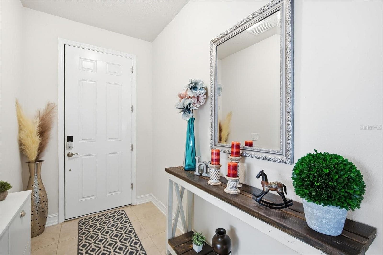 Foyer Entrance - 13821 FAIRWAY BUNKER DR, TAMPA