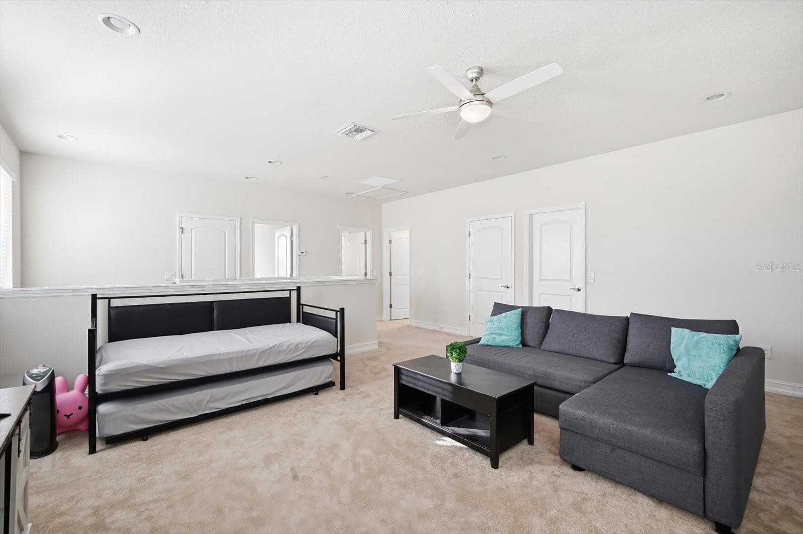 Upstairs: Spacious Bonus Room - 13821 FAIRWAY BUNKER DR, TAMPA