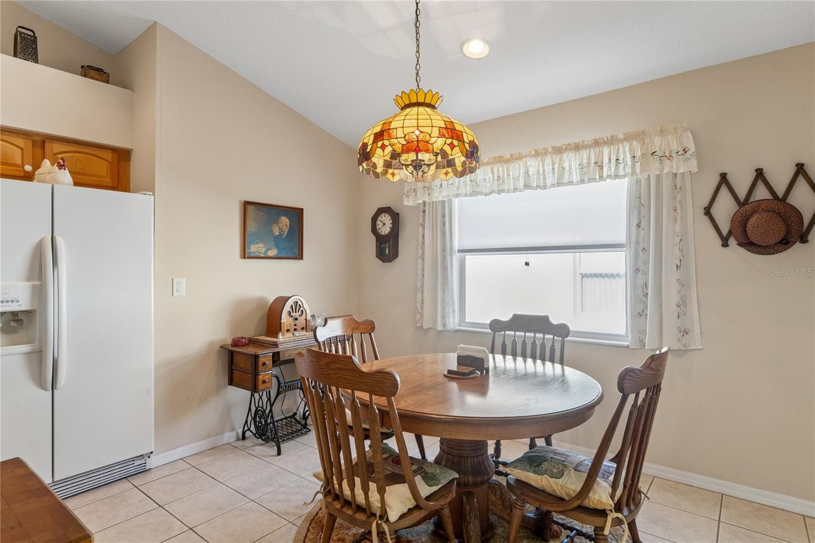 dinette - 11602 MCLEOD ST, SPRING HILL