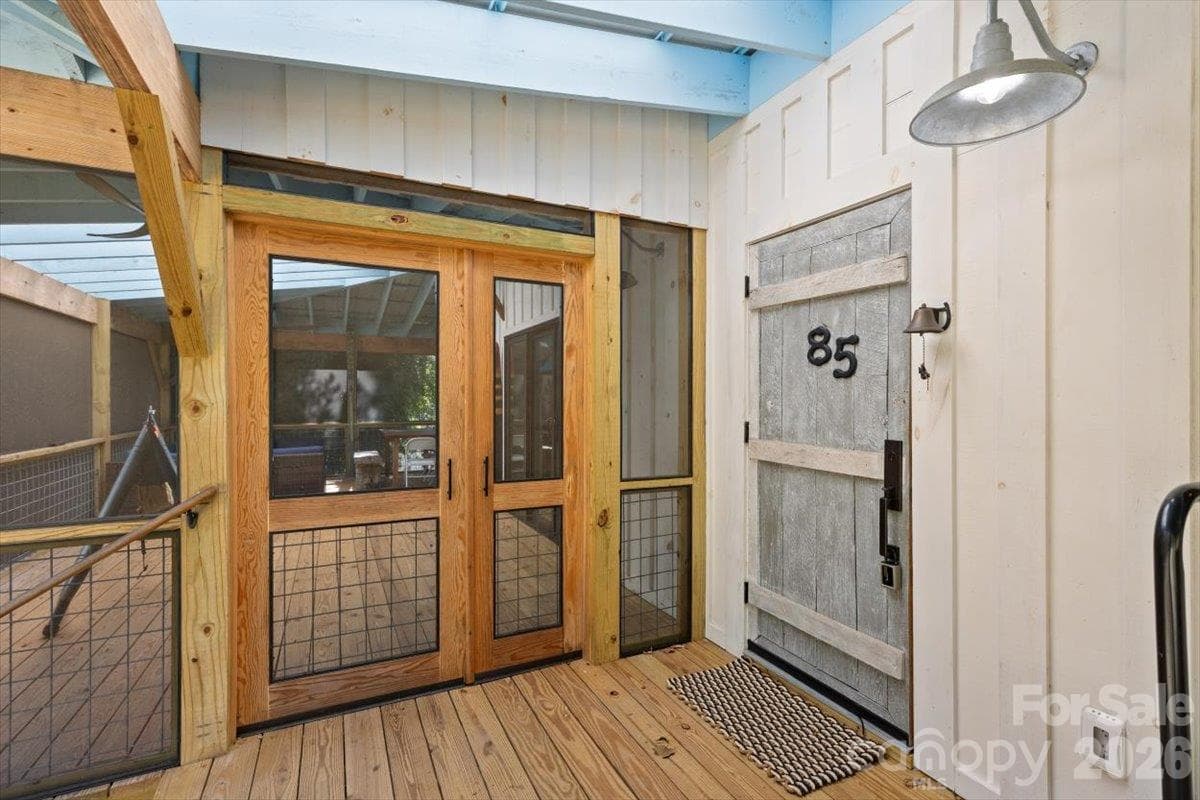 Front Entrance - 85 Hillcrest Drive, Highlands