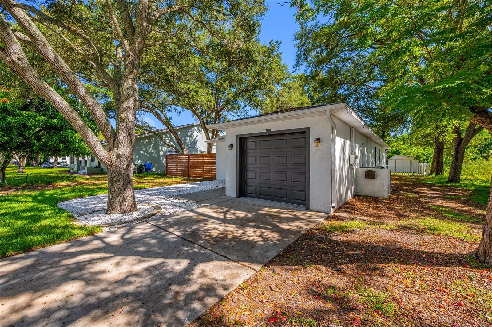 Single Family Residence at 608 2ND ST SW, LARGO, photo 4 of 54