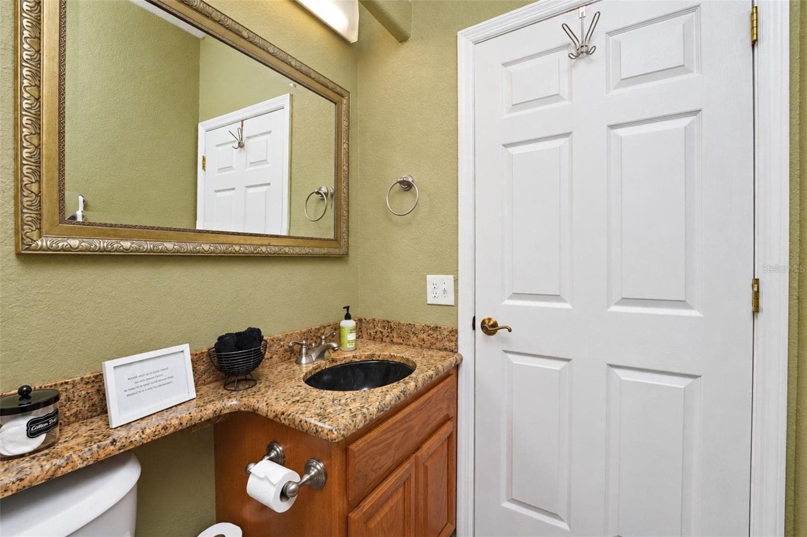 Single Family Residence at 22386 ESPLANADE AVE, PORT CHARLOTTE, photo 26 of 57