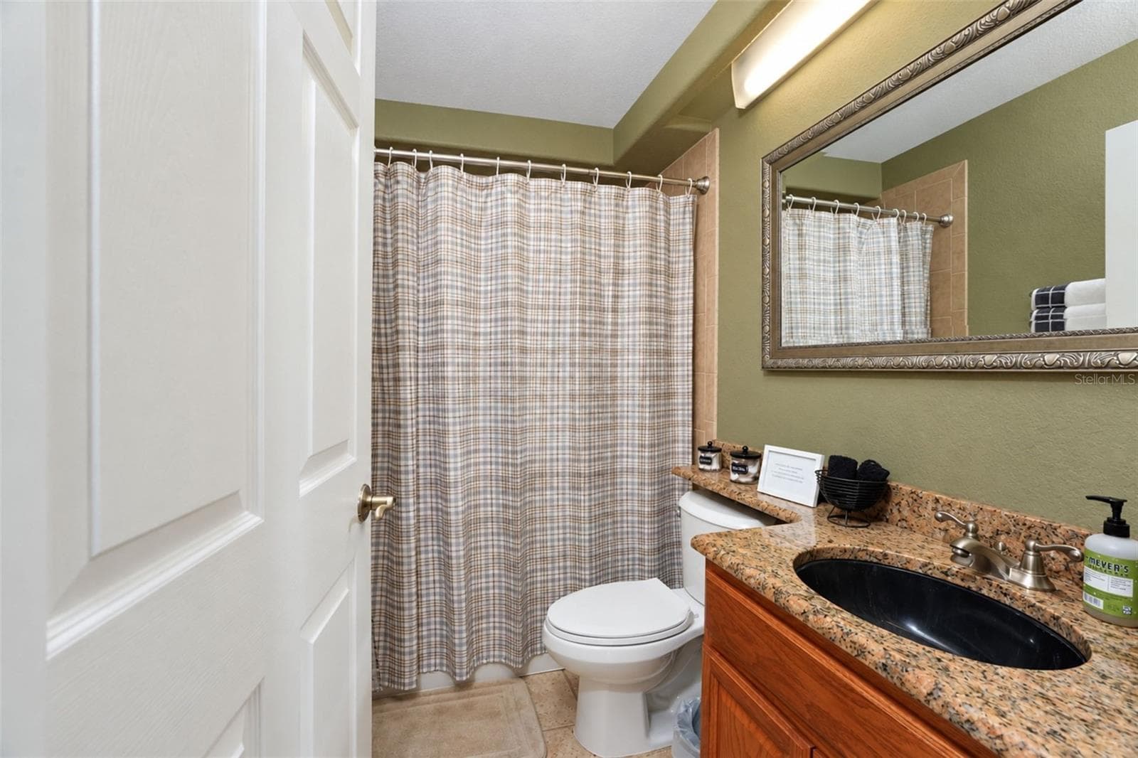 Single Family Residence at 22386 ESPLANADE AVE, PORT CHARLOTTE, photo 27 of 57