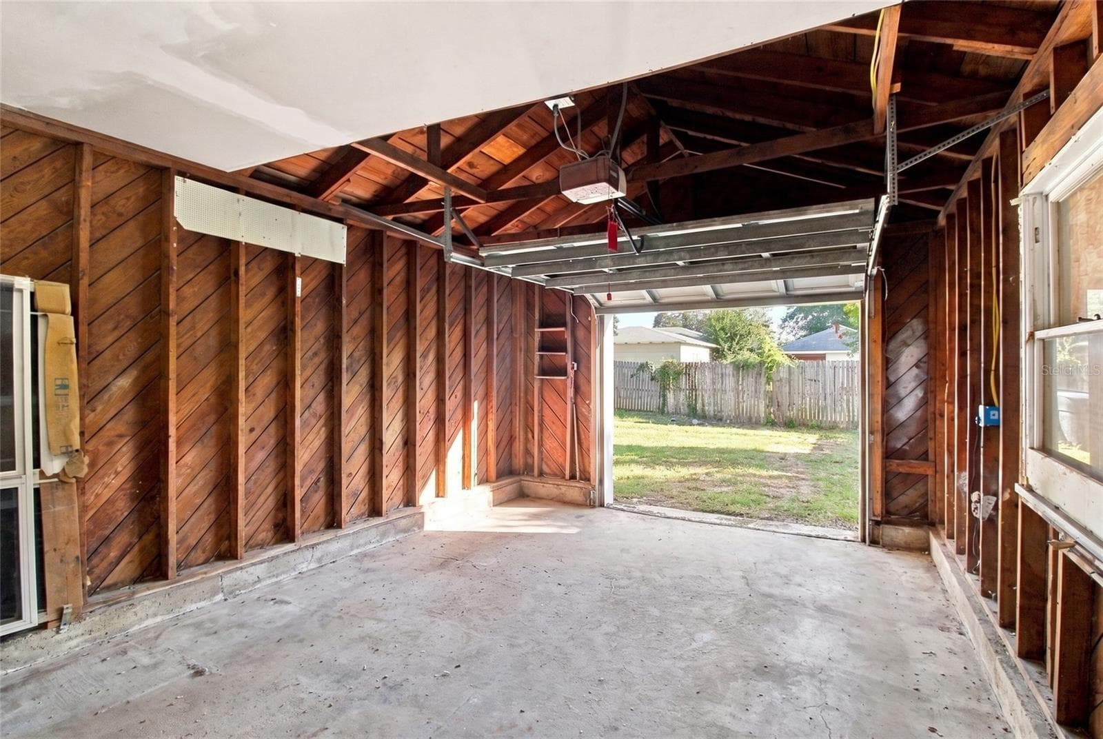 Single Family Residence at 4540 EMERSON AVE S, ST PETERSBURG, photo 22 of 34