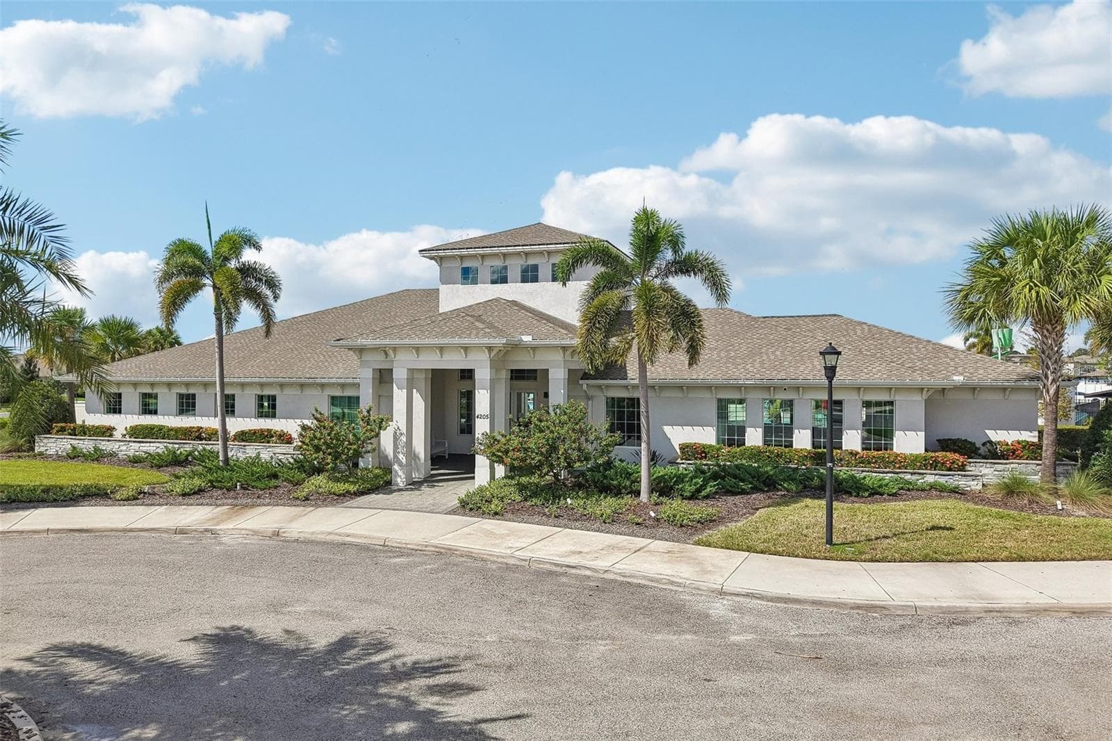 Single Family Residence at 4103 GLOBE THISTLE DR, TAMPA, photo 34 of 42