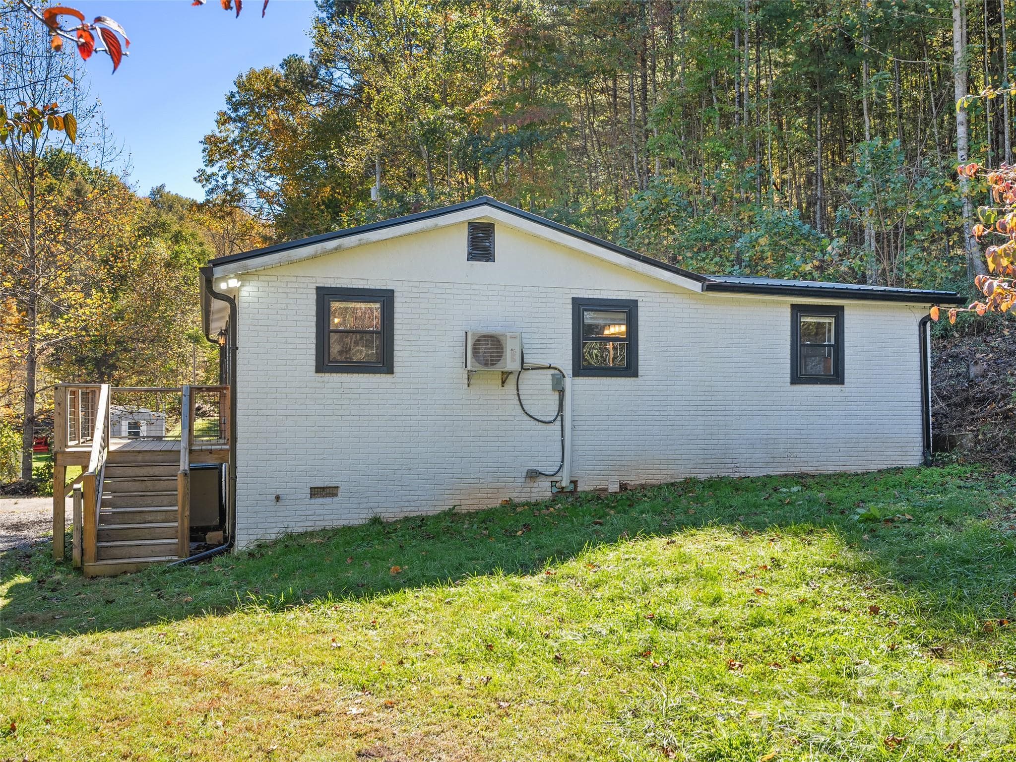 Single Family Residence at 12 Posey Blanton Road, Sylva, photo 20 of 29