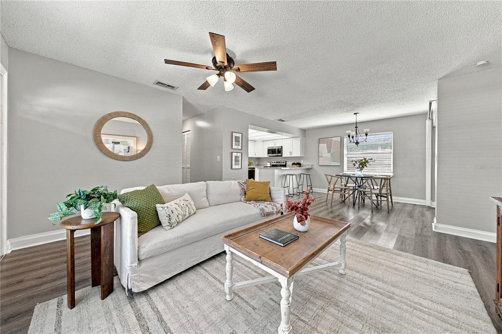 Single Family Residence at 4075 MARIE DR, LAKELAND, photo 4 of 43