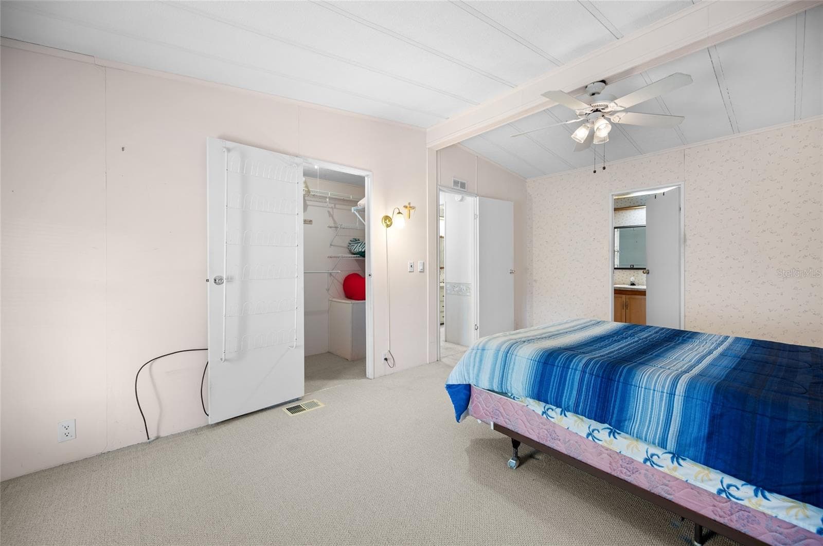 Manufactured Home at 6162 REDWING AVE, ENGLEWOOD, photo 21 of 42