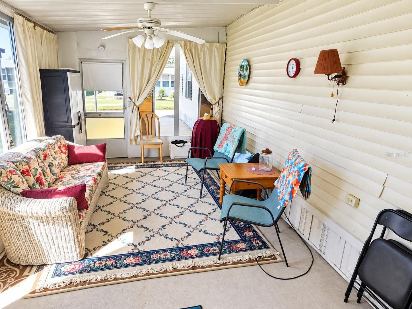Florida room. - 5306 ASTRID DR, ZEPHYRHILLS