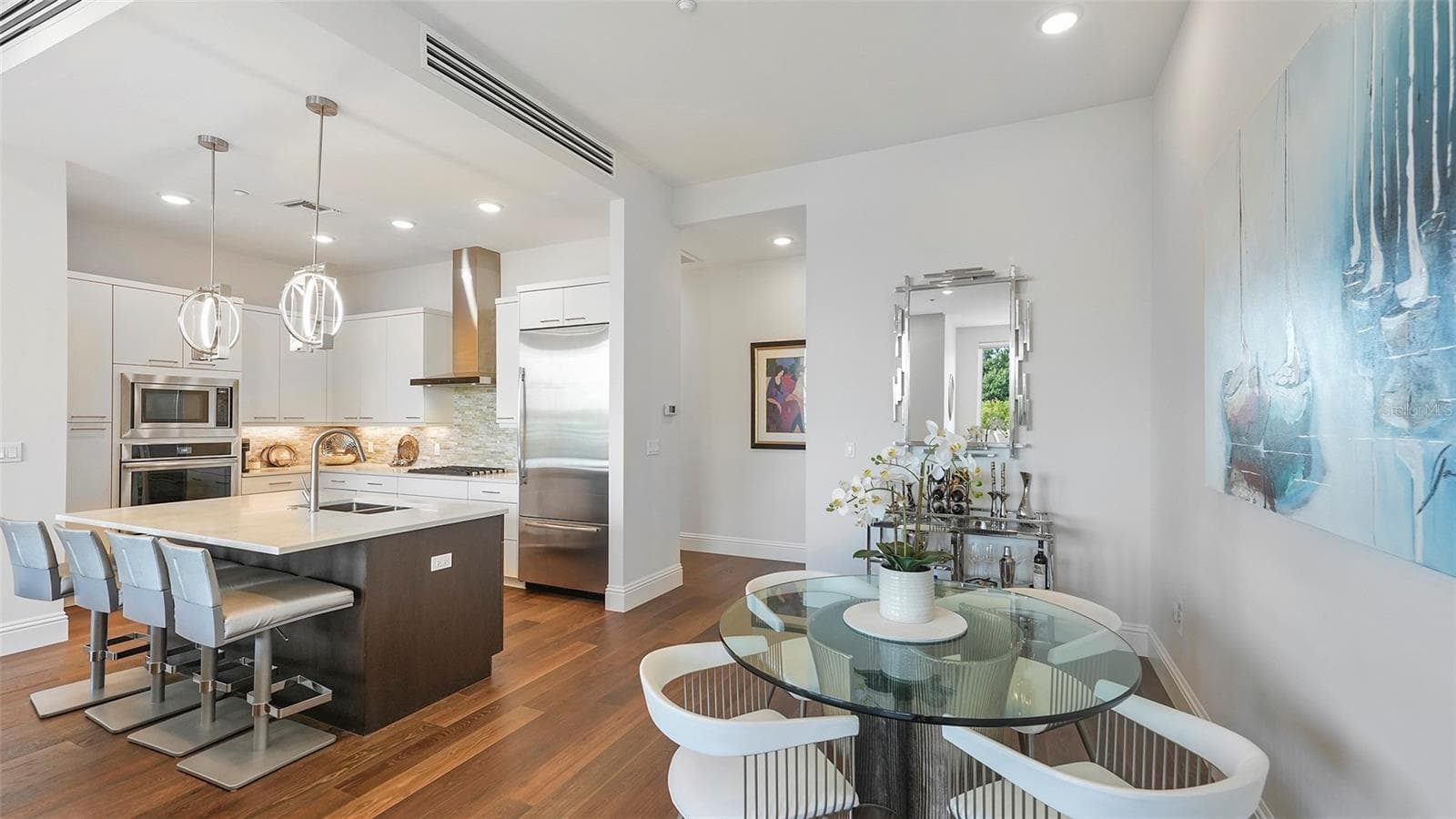 Previously furnished kitchen and breakfast area - 609 GOLDEN GATE PT #301, SARASOTA