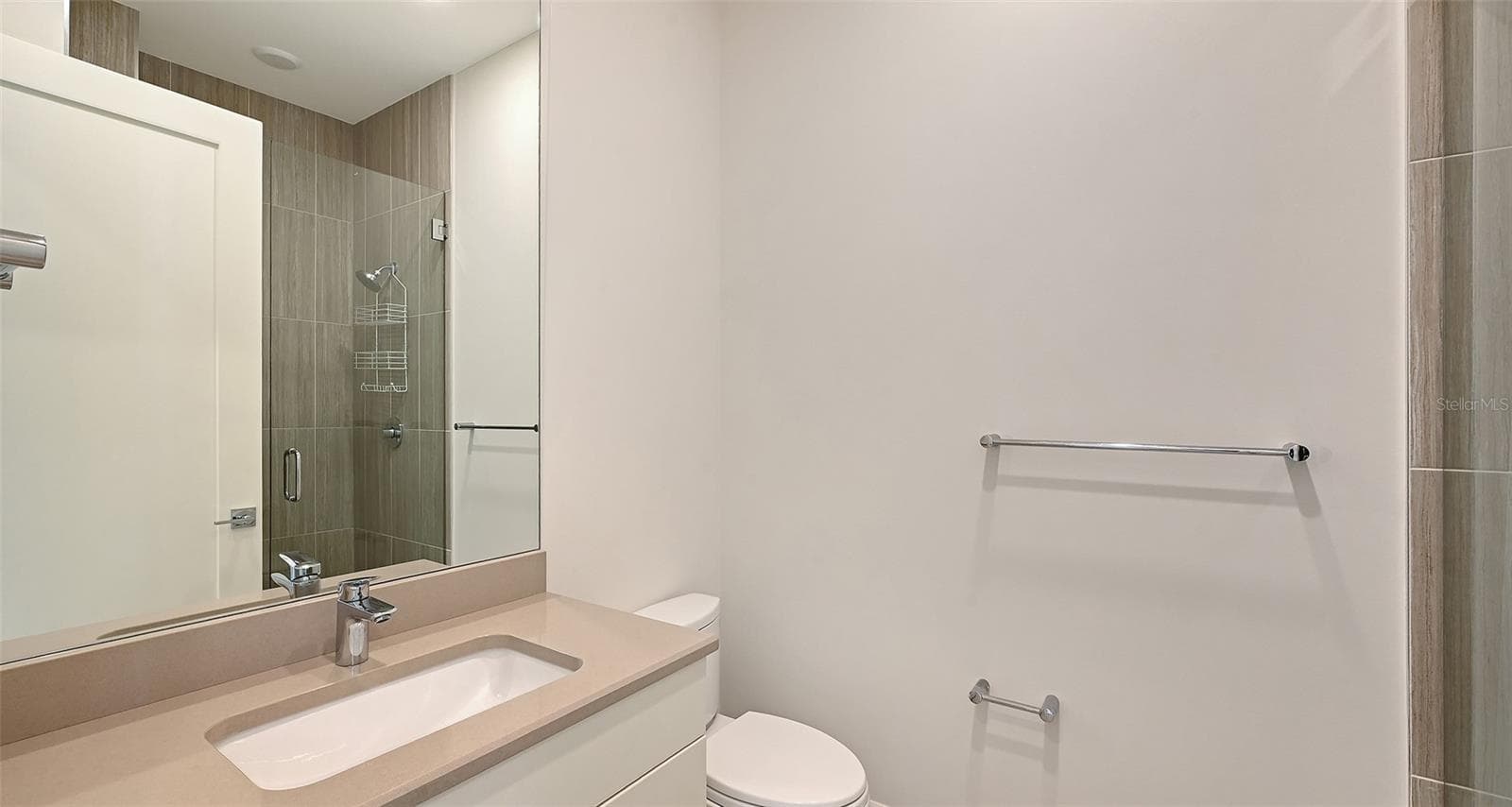 2nd bathroom - 609 GOLDEN GATE PT #301, SARASOTA