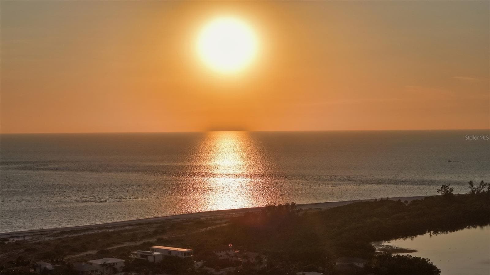 Sunset shot - 609 GOLDEN GATE PT #301, SARASOTA