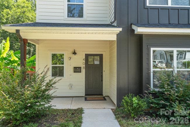 Single Family Residence at 408 Joe Louis Street, Fort Mill, photo 3 of 28