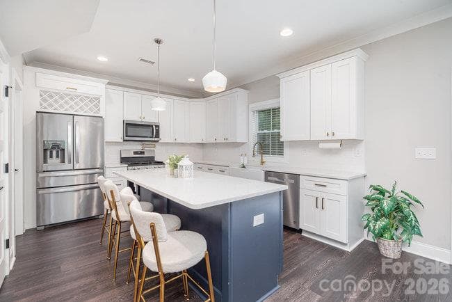Single Family Residence at 408 Joe Louis Street, Fort Mill, photo 10 of 28