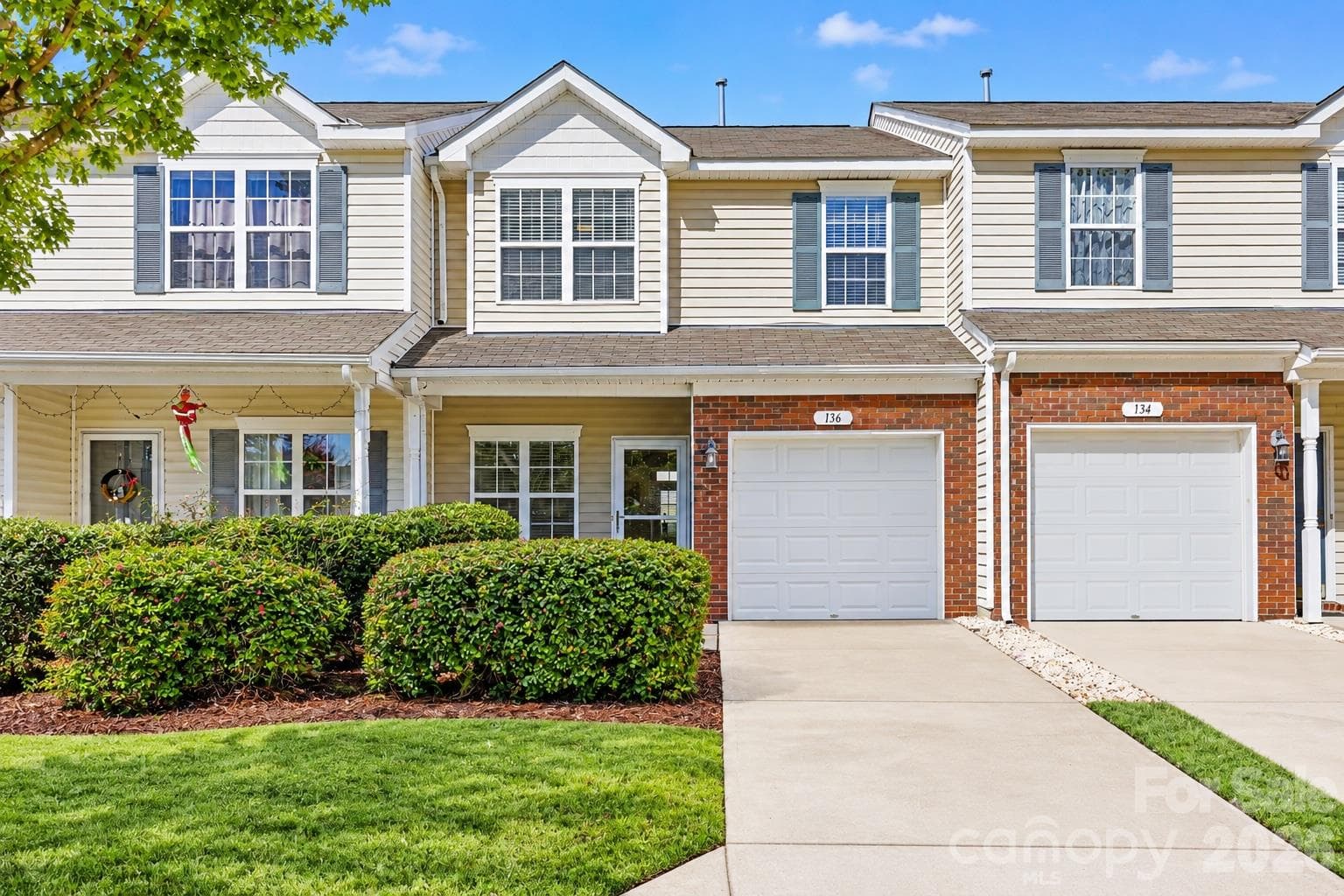 136 Rapids Road