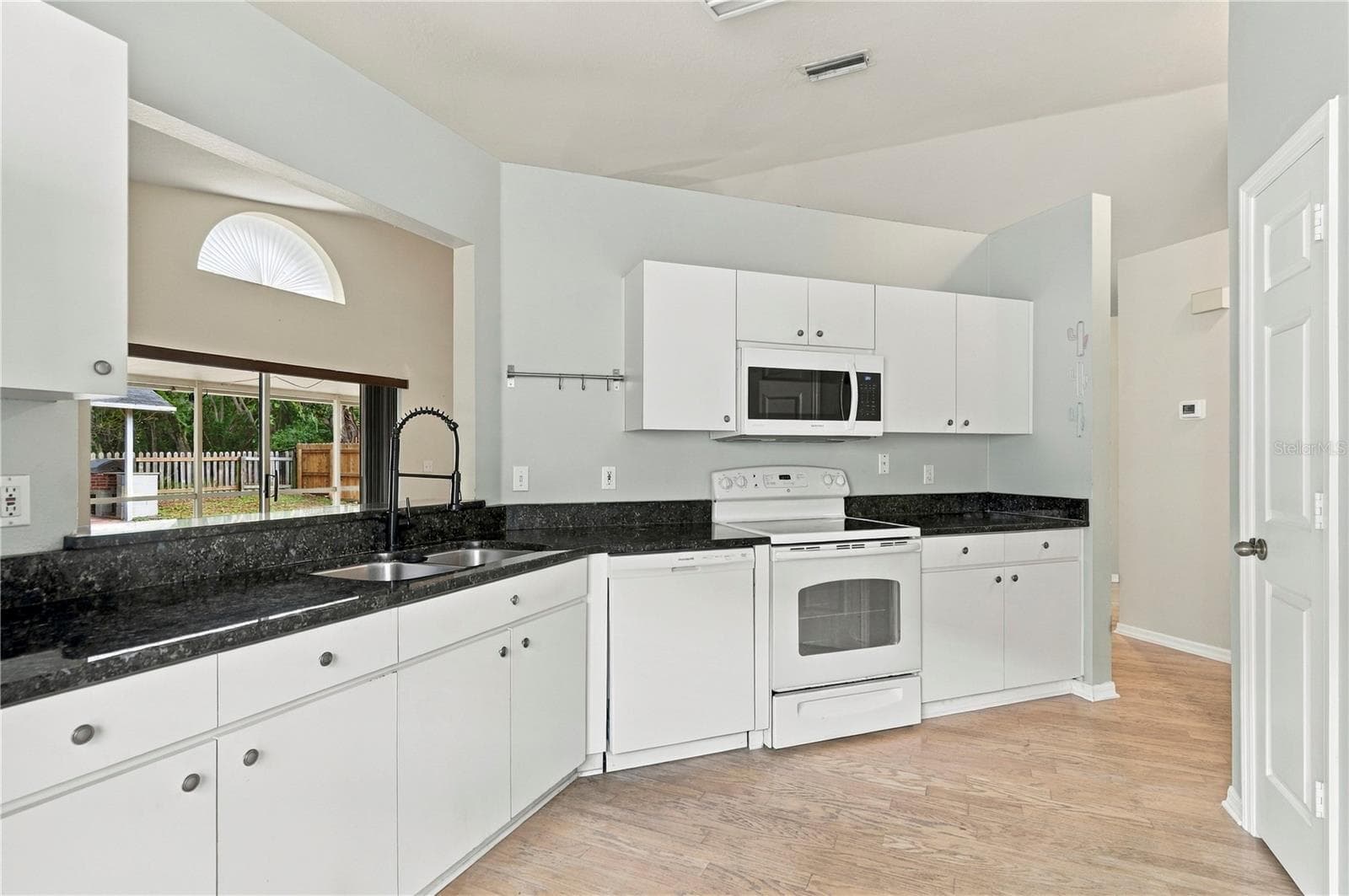 Single Family Residence at 1753 KIRTLEY DR, BRANDON, photo 22 of 38