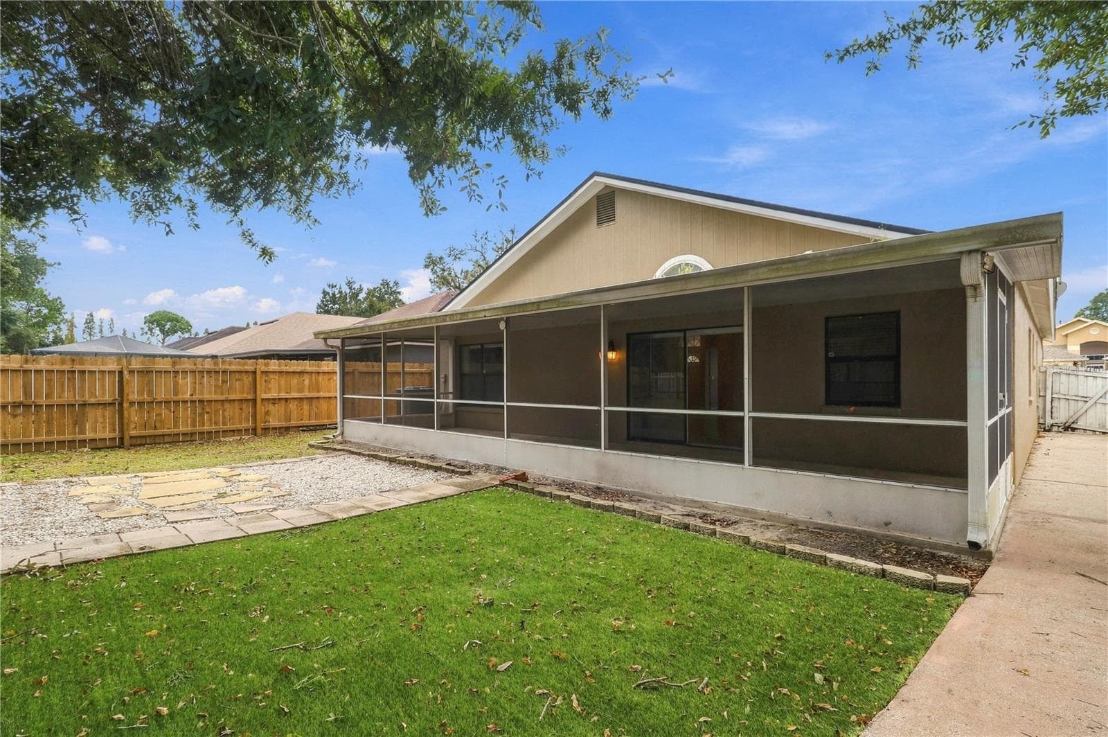Single Family Residence at 1753 KIRTLEY DR, BRANDON, photo 37 of 38