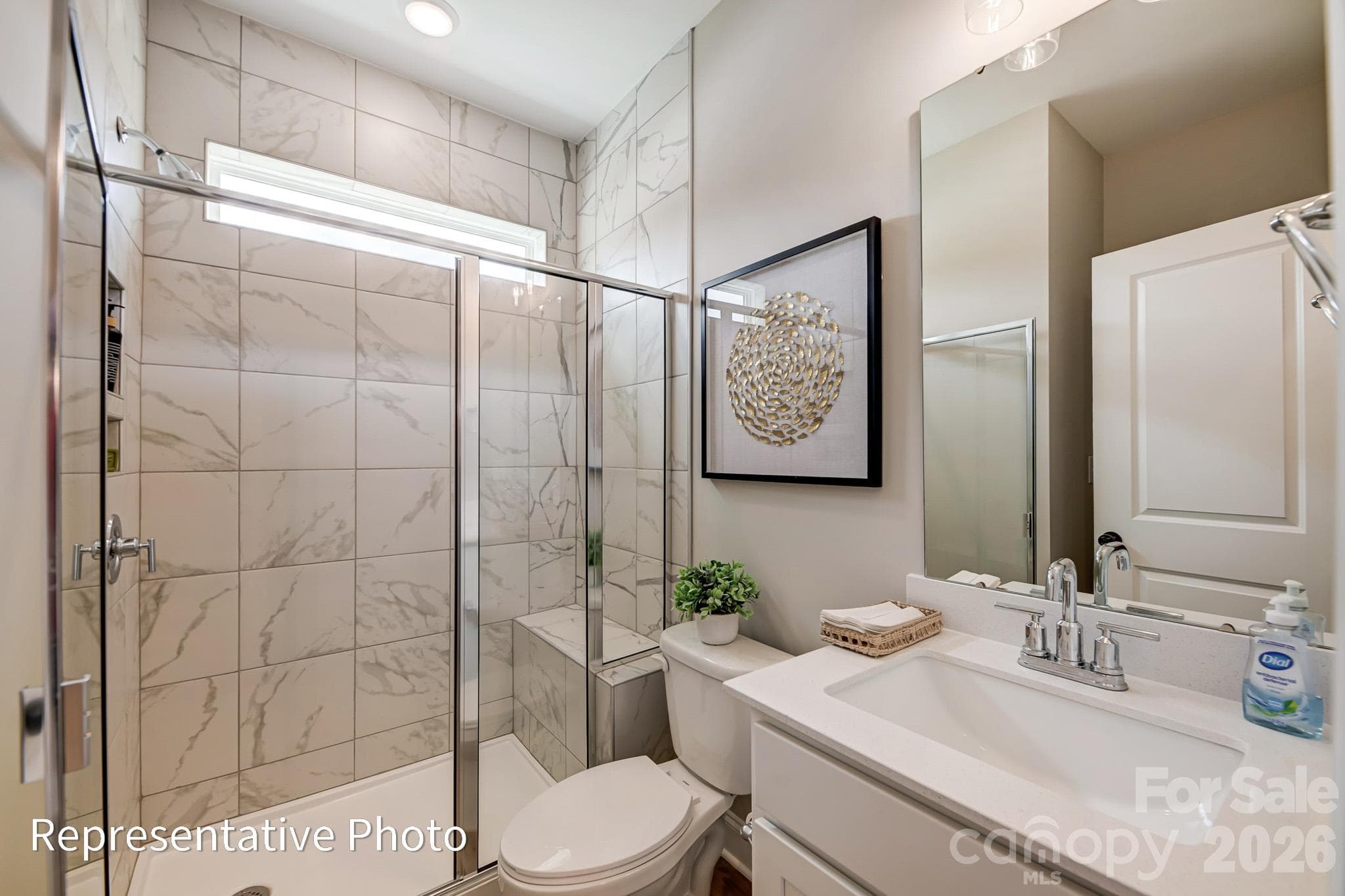Guest Bathroom - 2193 Caravan Lane, Stanley