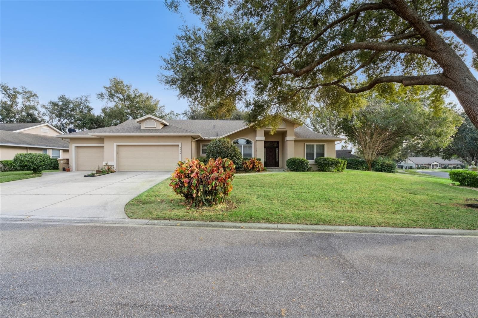 8516 FIRESTONE CIR