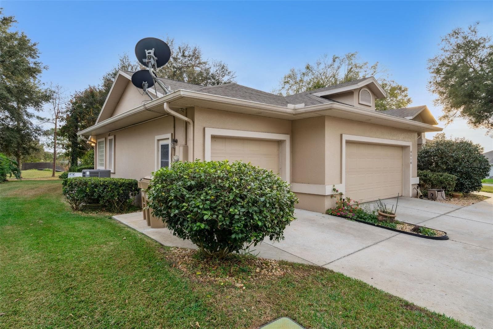 Single Family Residence at 8516 FIRESTONE CIR, CLERMONT, photo 2 of 26