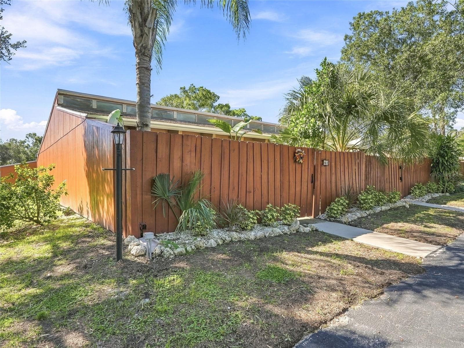 Condominium at 500 N JEFFERSON AVE #A1, SARASOTA, photo 3 of 47