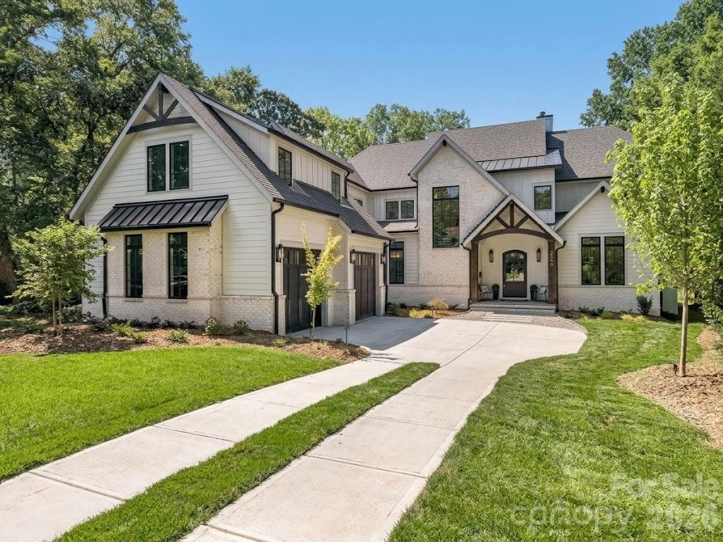 Single Family Residence at 3240 Sunset Drive, Charlotte, photo 2 of 45
