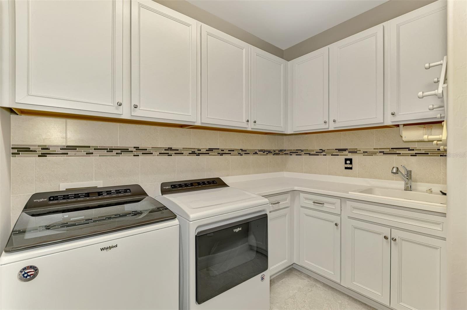 Single Family Residence at 13180 RINELLA ST, VENICE, photo 51 of 97