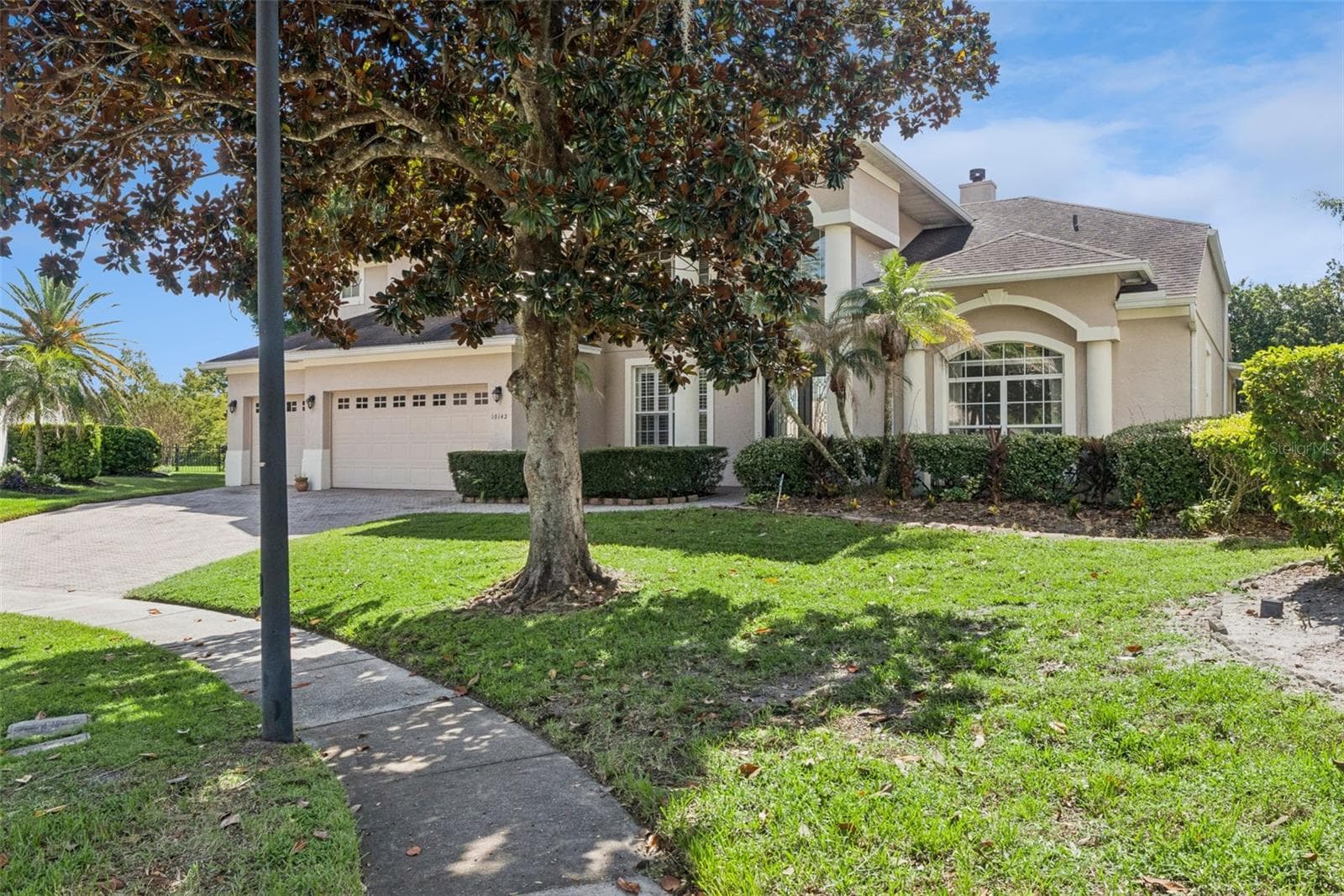 Single Family Residence at 10142 CANOPY TREE CT, ORLANDO, photo 9 of 64