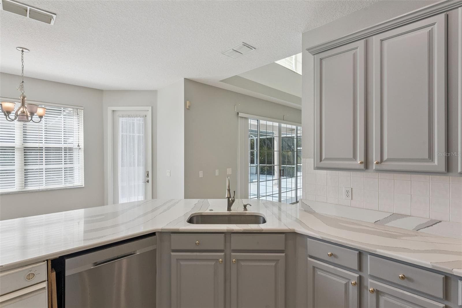 Single Family Residence at 10142 CANOPY TREE CT, ORLANDO, photo 27 of 64