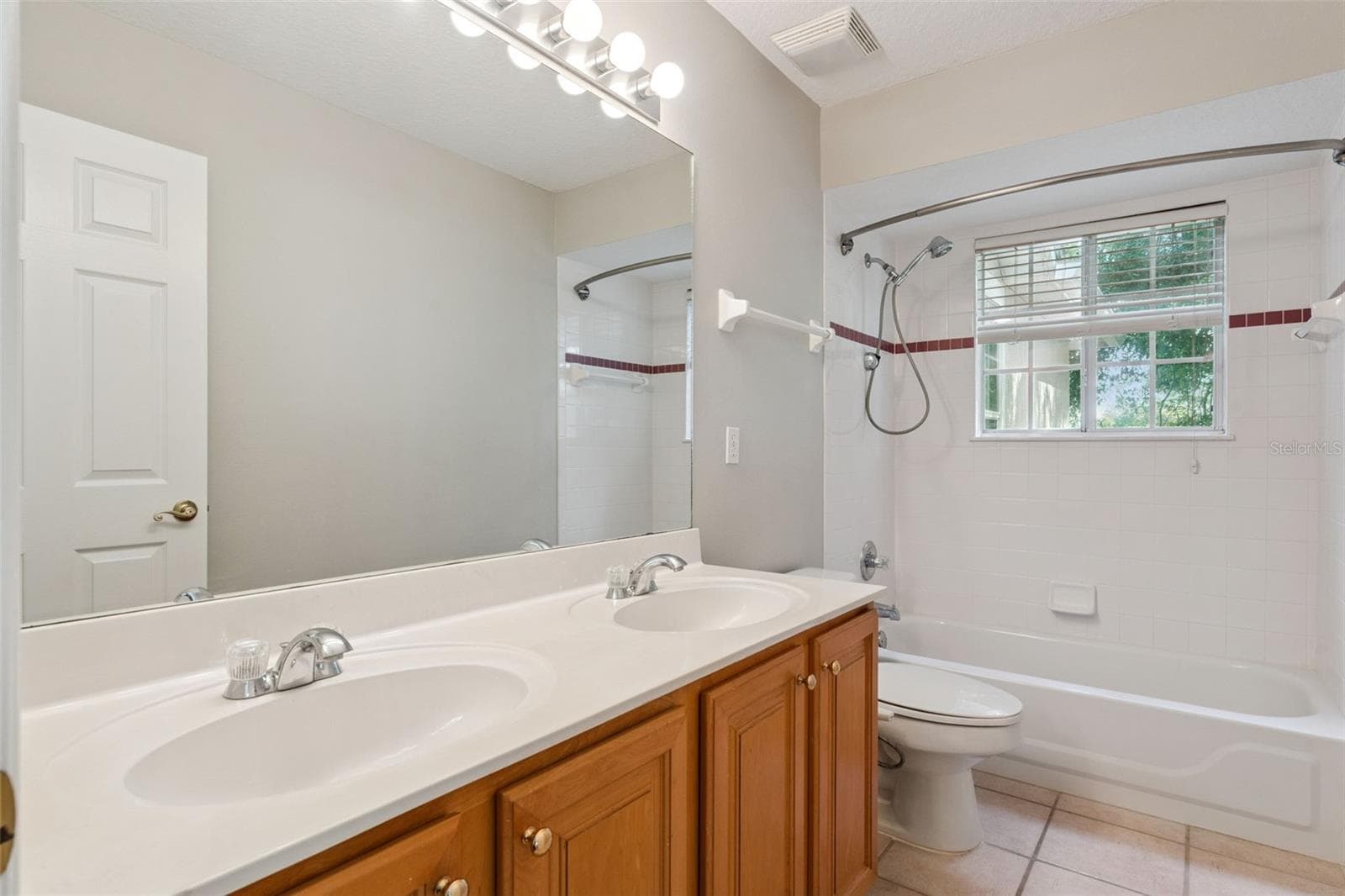 Single Family Residence at 10142 CANOPY TREE CT, ORLANDO, photo 38 of 64