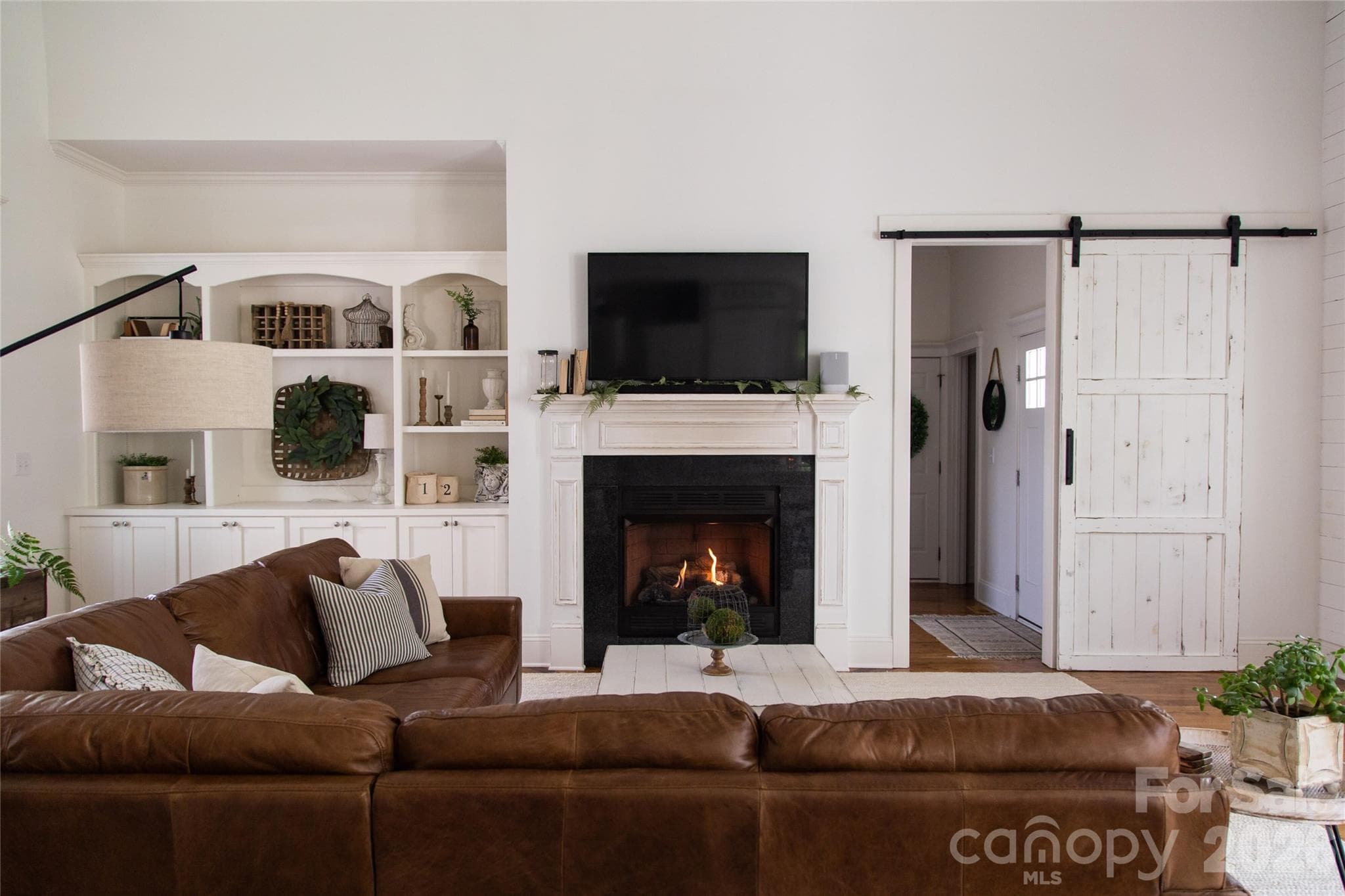 Single Family Residence at 306 Carolina Downs None, York, photo 3 of 49