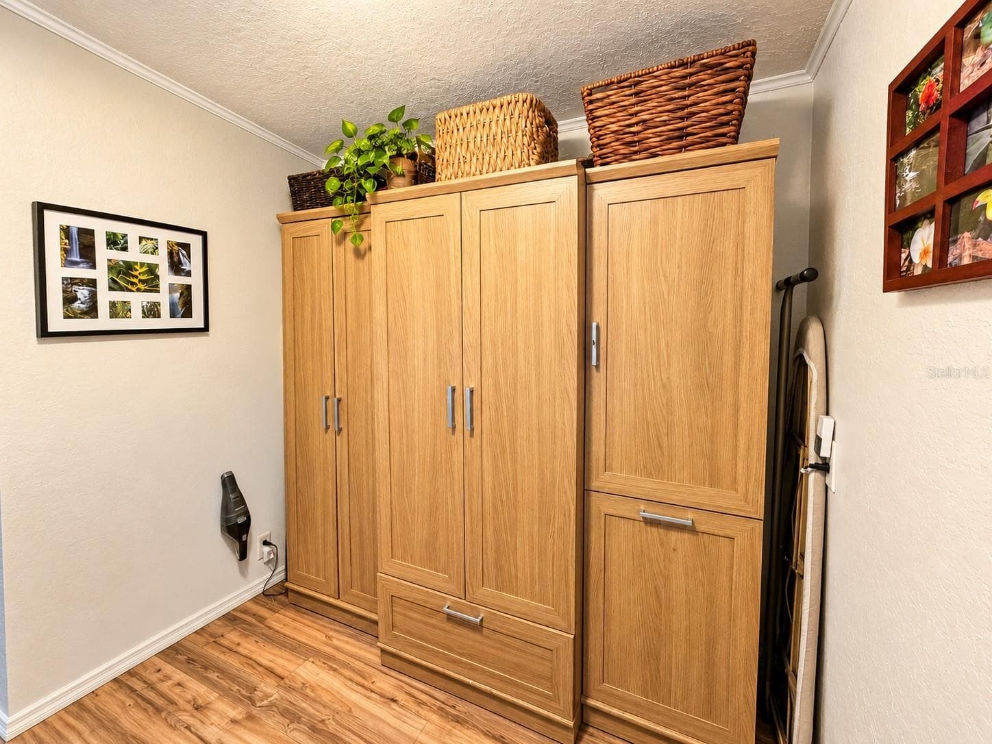 laundry area - 455 NE 112TH AVE, OLD TOWN