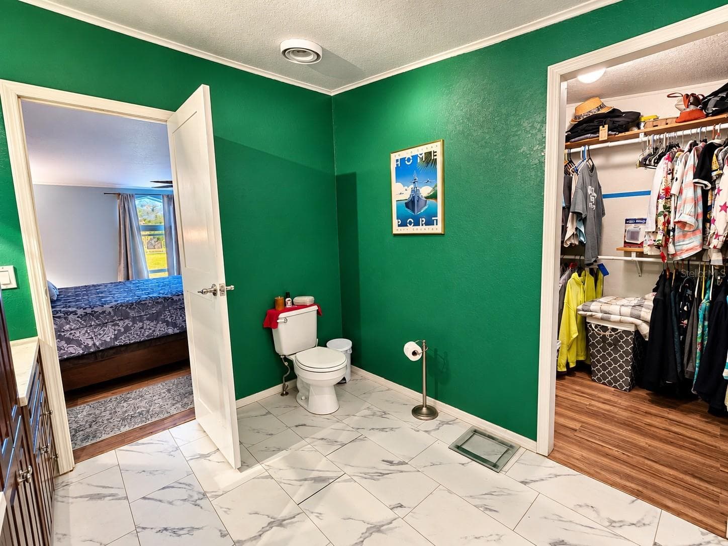 master bathroom - 455 NE 112TH AVE, OLD TOWN