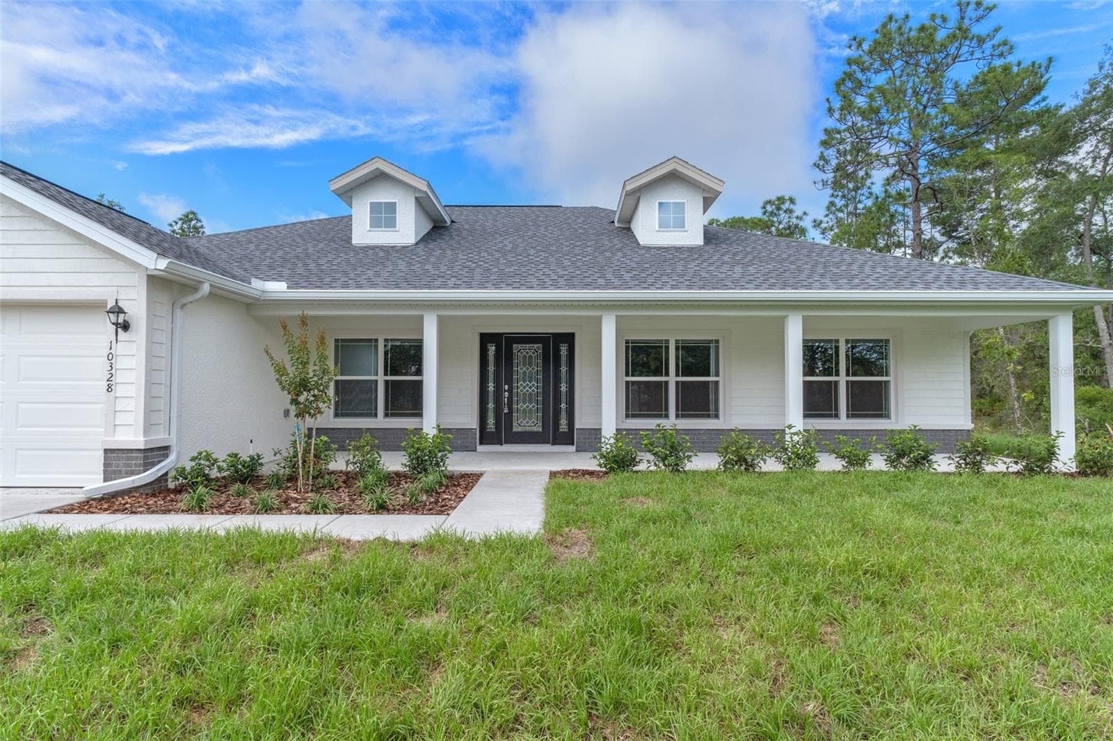 Single Family Residence at 12572 JAYBIRD RD, WEEKI WACHEE, photo 2 of 13