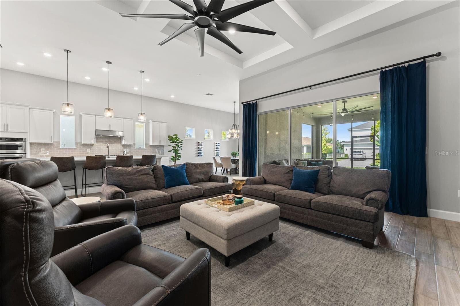 Single Family Residence at 12111 BLUE HILL TRL, BRADENTON, photo 4 of 56