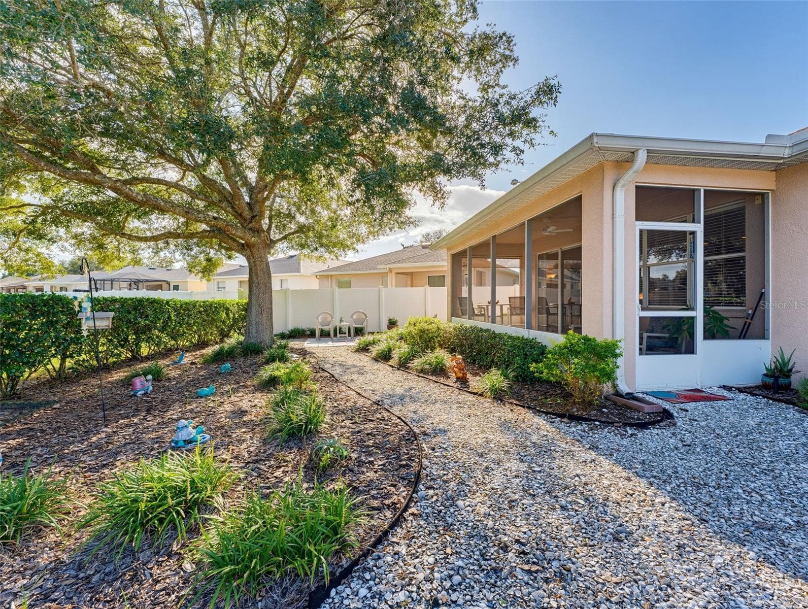 Single Family Residence at 272 WINTHROP, SPRING HILL, photo 62 of 77