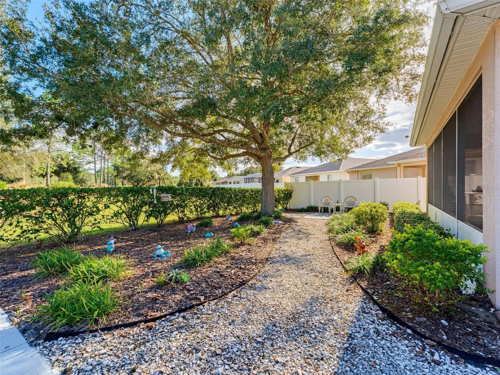 Single Family Residence at 272 WINTHROP, SPRING HILL, photo 63 of 77