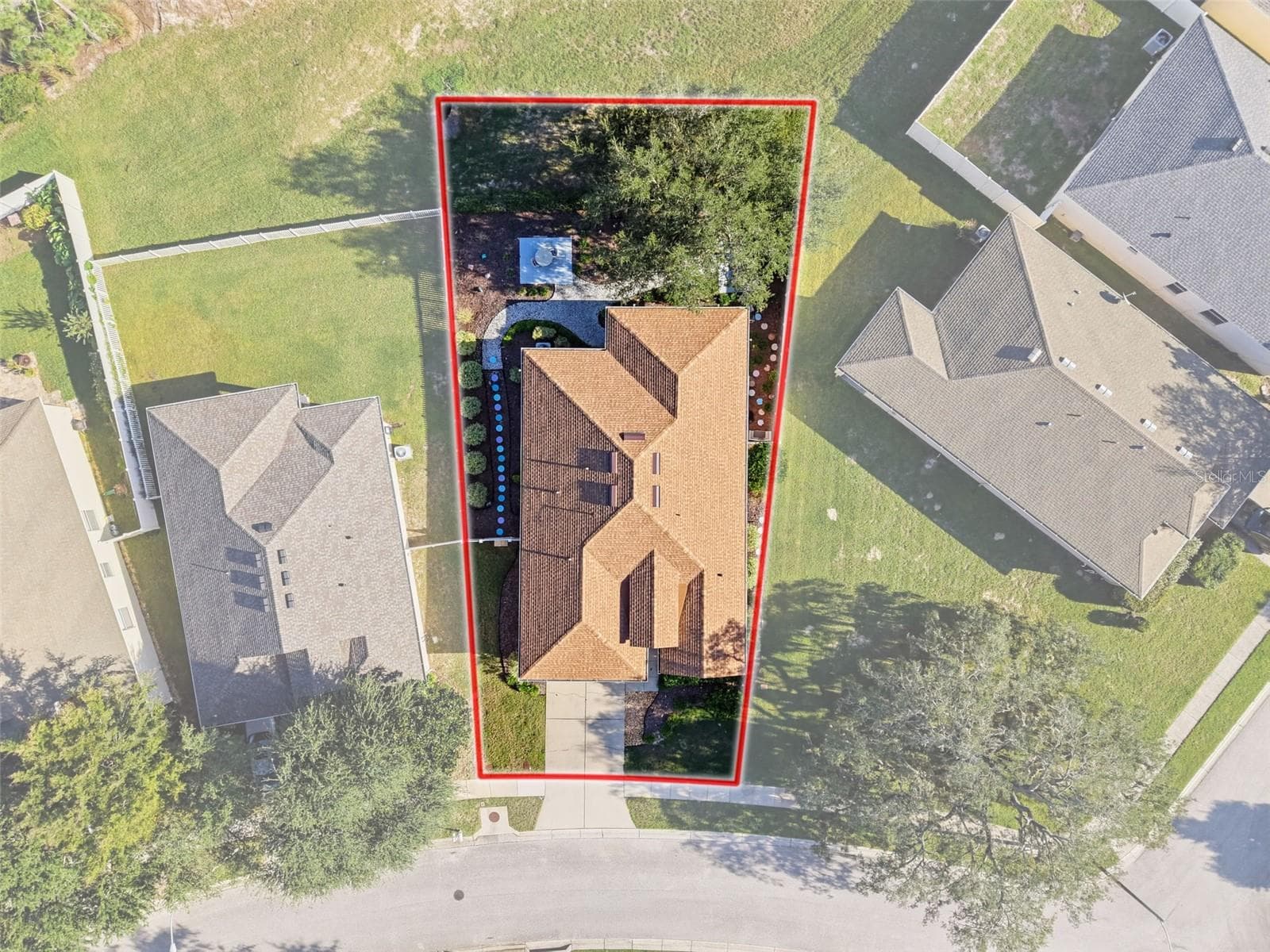 Single Family Residence at 272 WINTHROP, SPRING HILL, photo 71 of 77