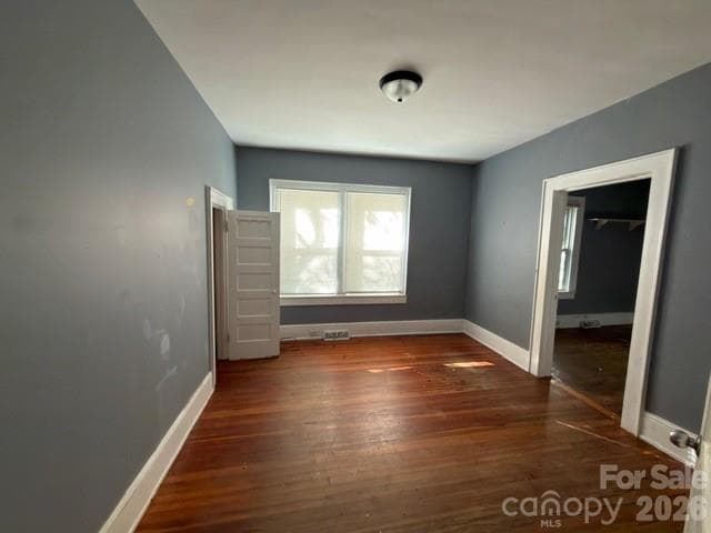 Single Family Residence at 418 W Graham Street, Shelby, photo 5 of 26