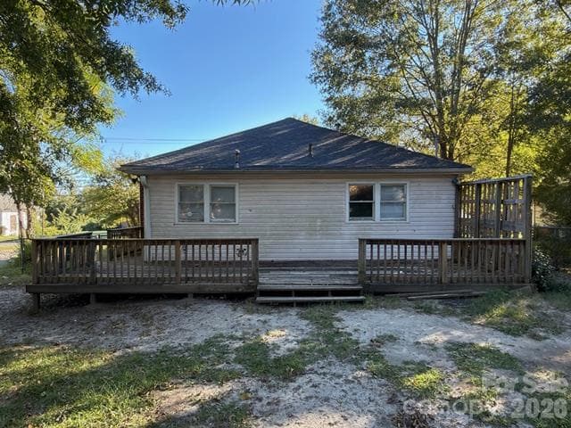 Single Family Residence at 418 W Graham Street, Shelby, photo 23 of 26