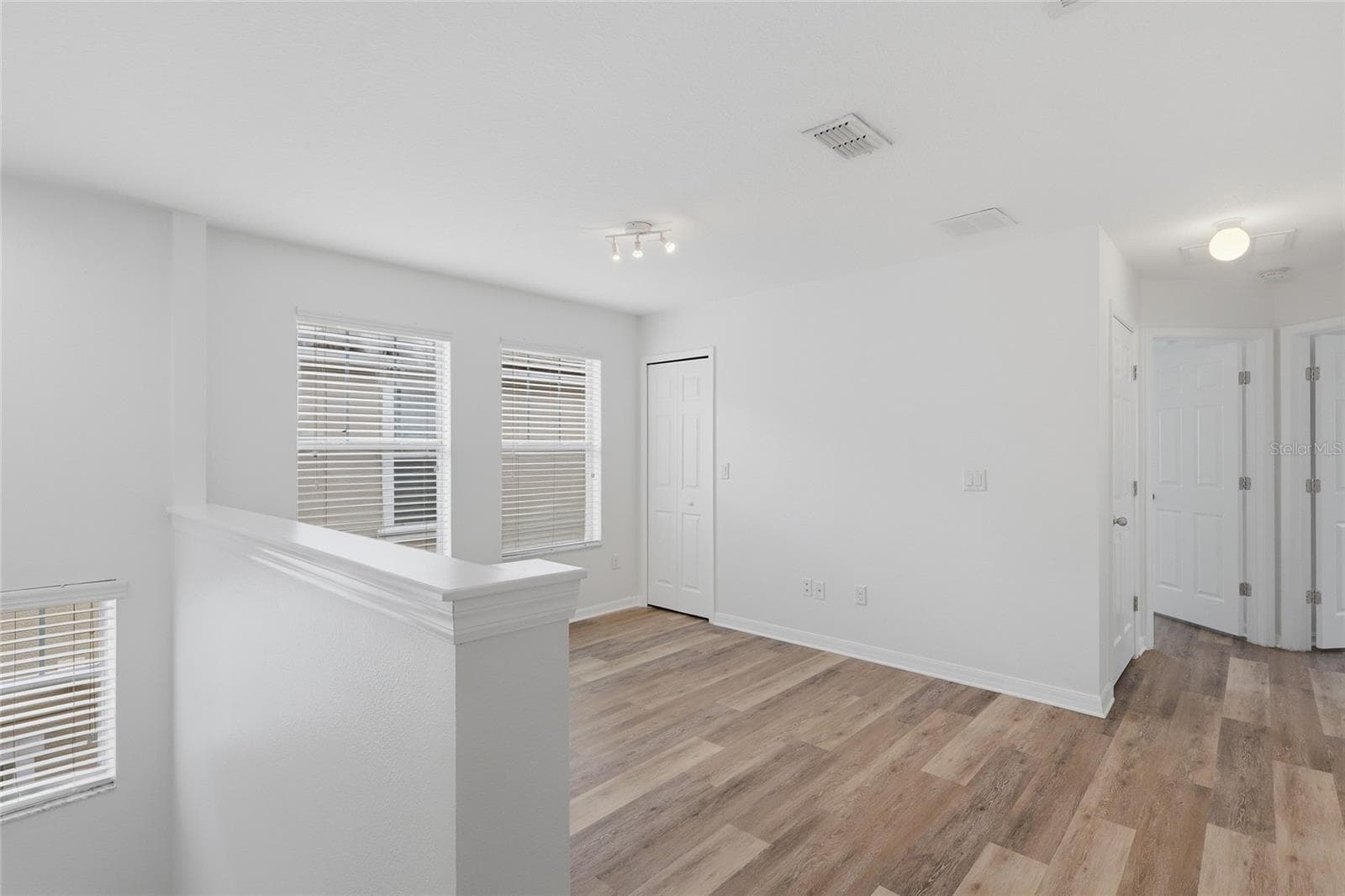 Single Family Residence at 5935 BEACONPARK ST, LITHIA, photo 19 of 52