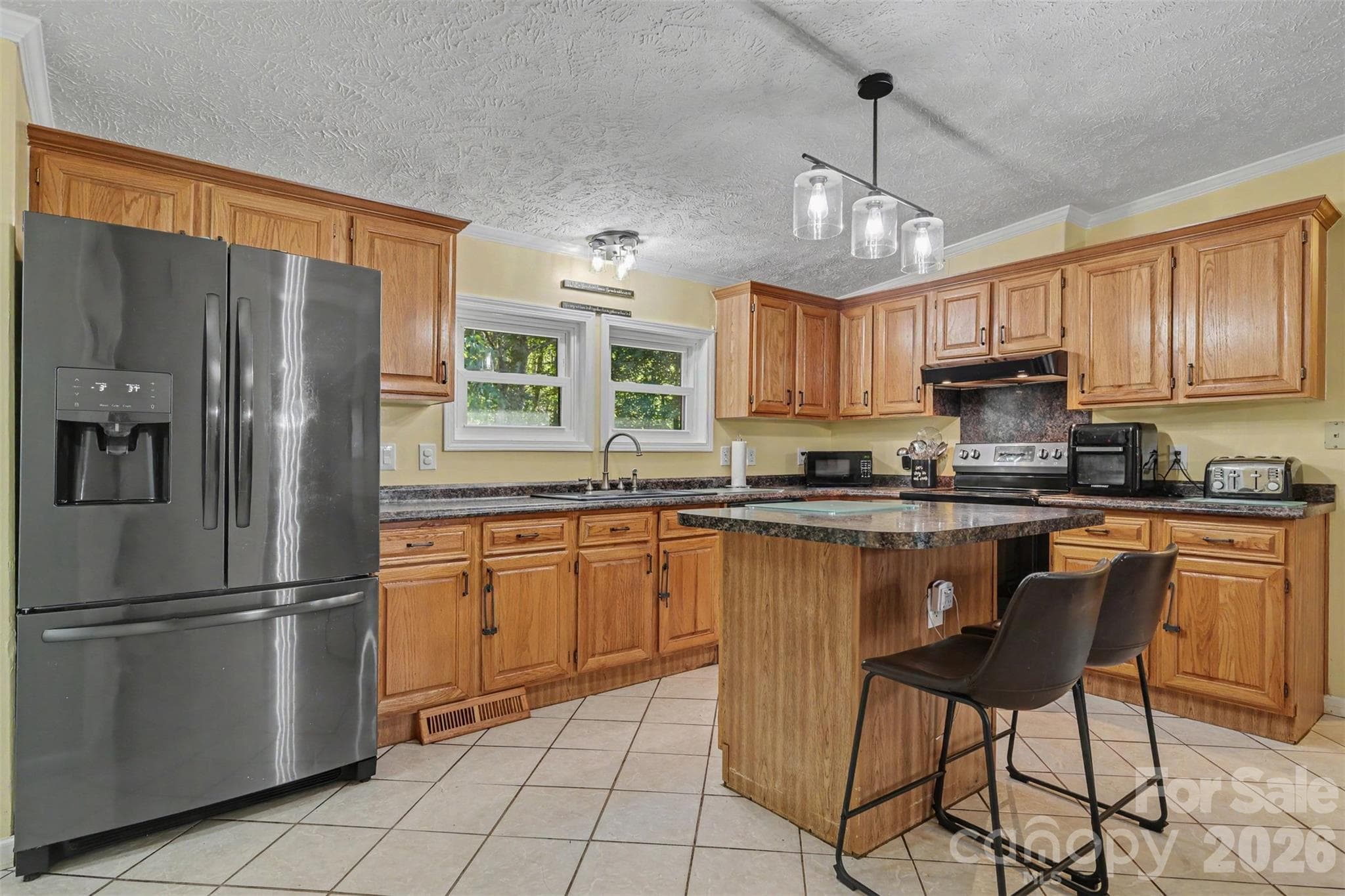 Single Family Residence at 5821 Hidden Oaks Lane, Clover, photo 11 of 31