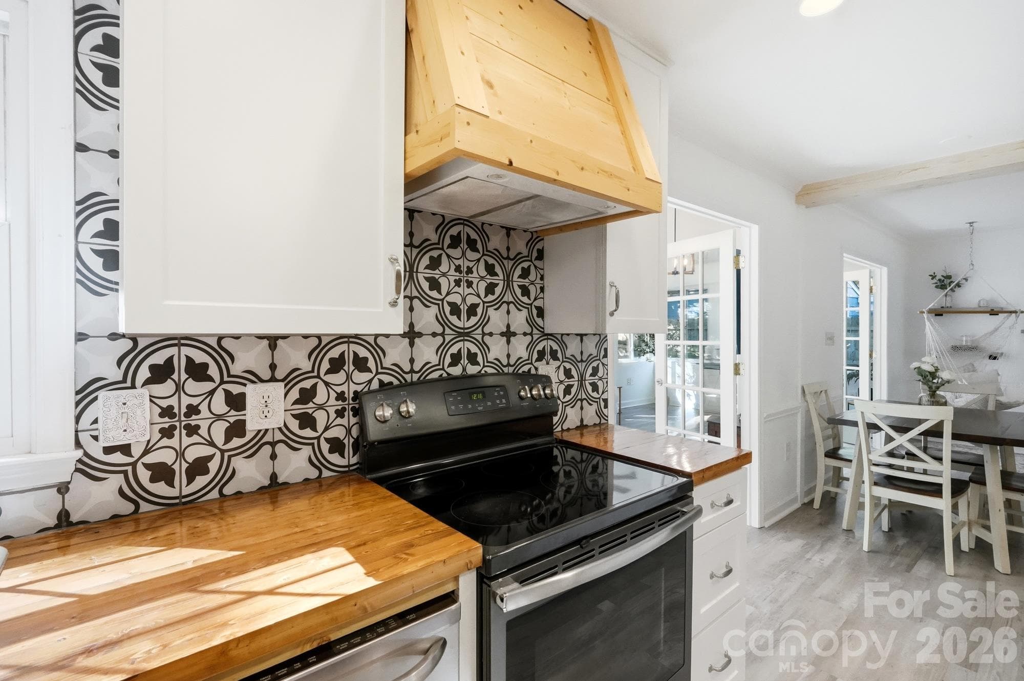 Single Family Residence at 834 Winter Wood Drive, Matthews, photo 13 of 45