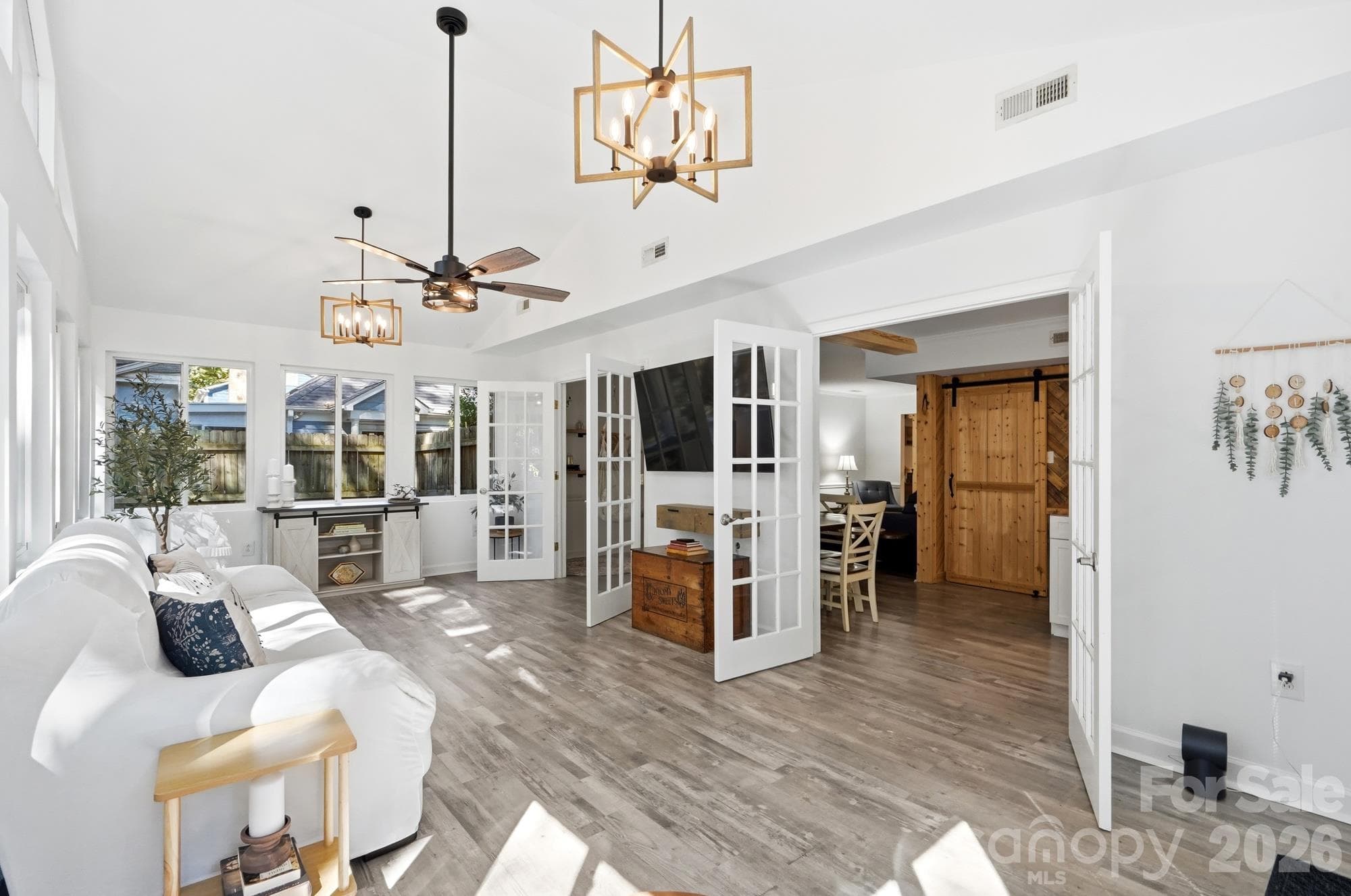 Single Family Residence at 834 Winter Wood Drive, Matthews, photo 18 of 45