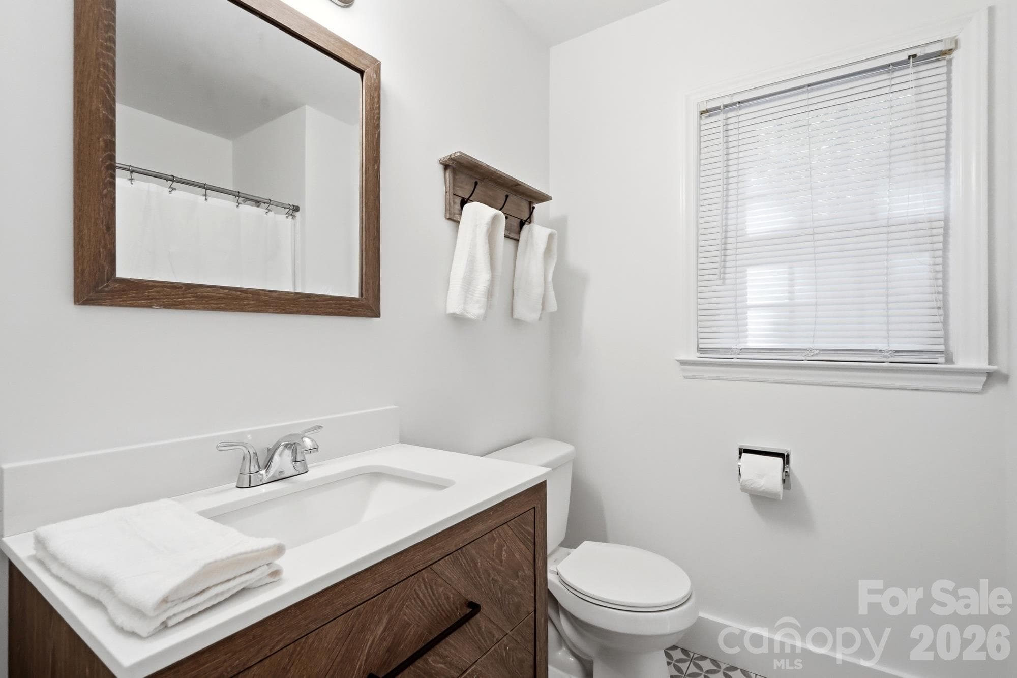 Single Family Residence at 834 Winter Wood Drive, Matthews, photo 37 of 45