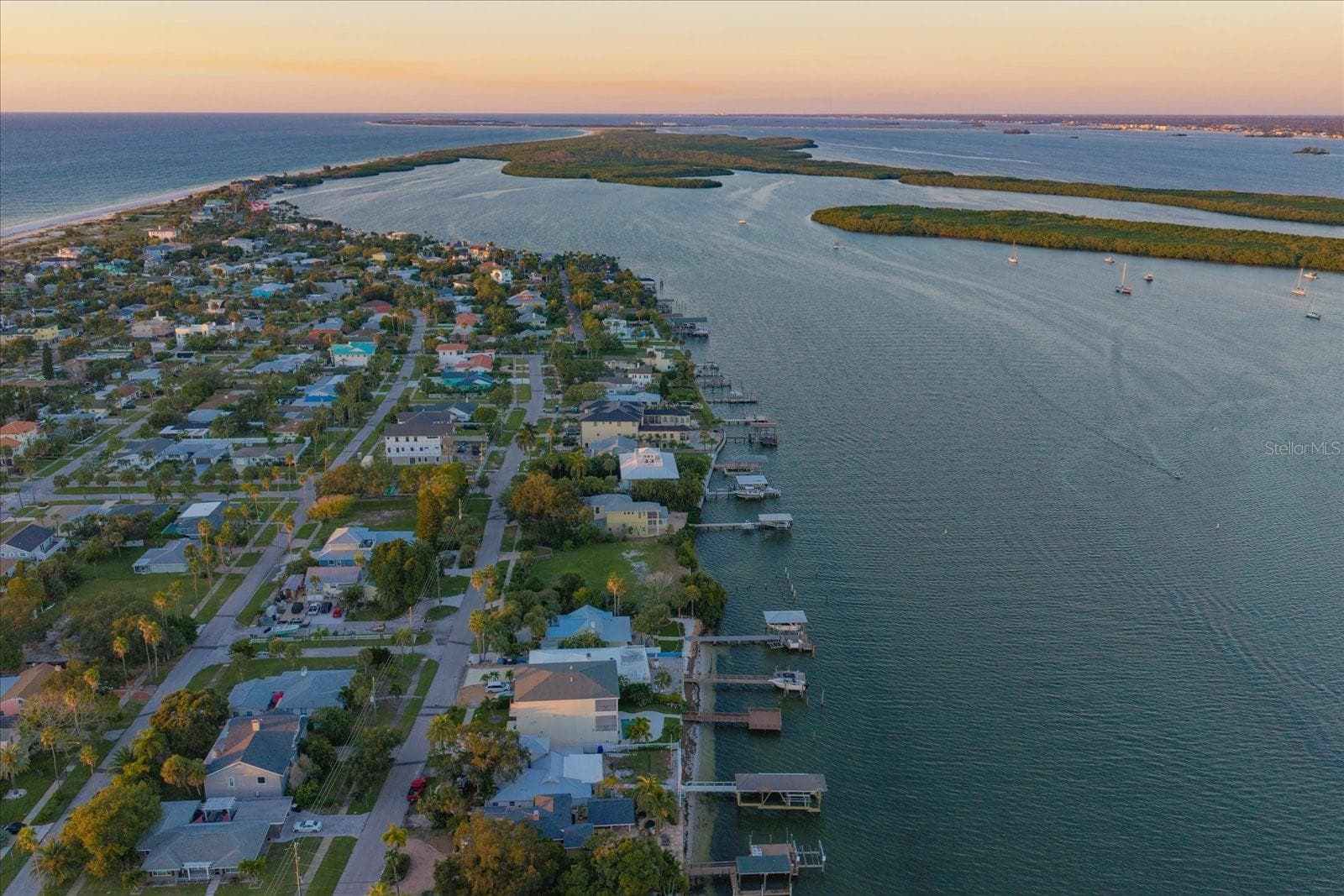 Land at 871 BAY ESPLANADE, CLEARWATER, photo 19 of 23