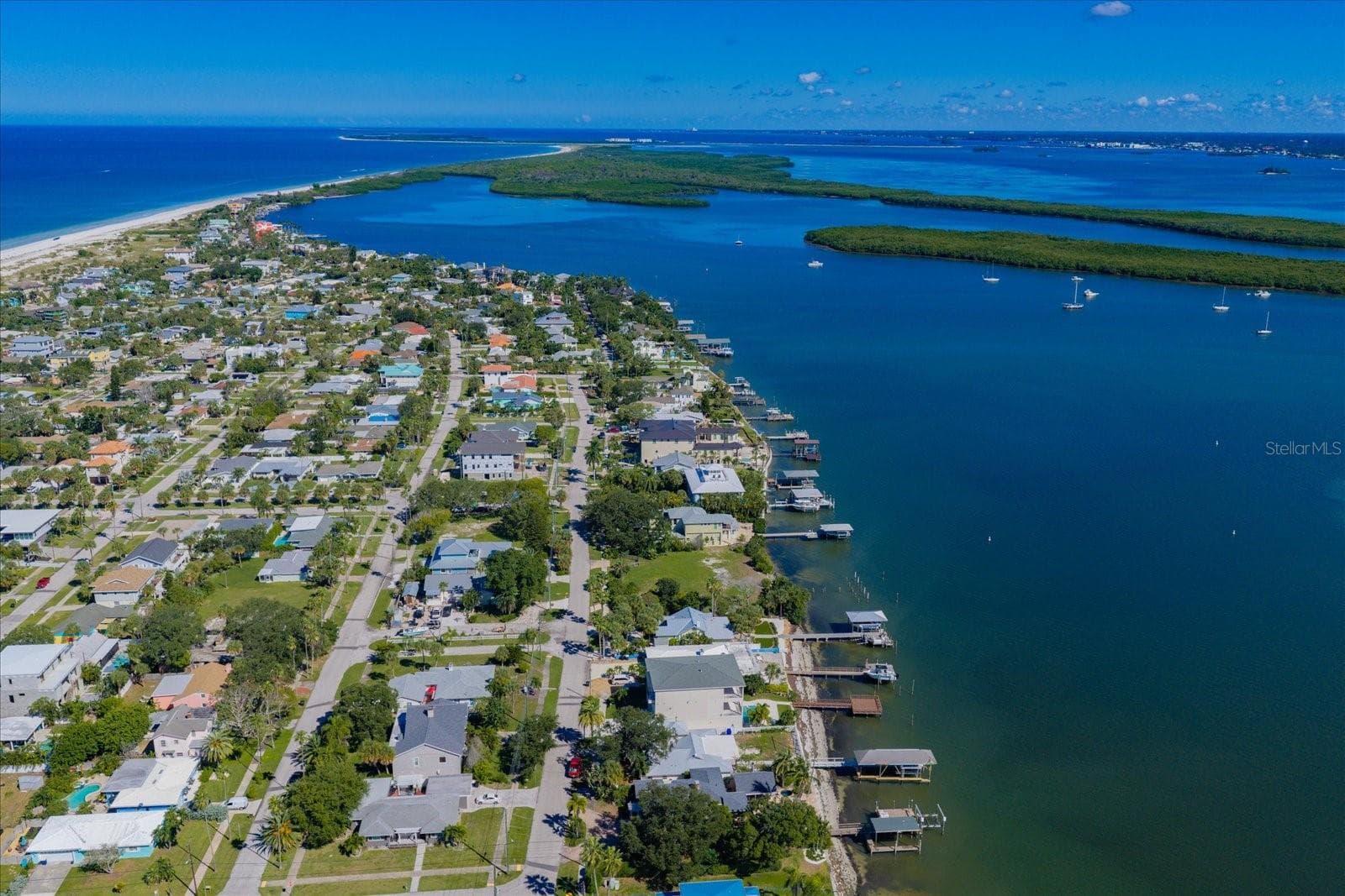 Land at 871 BAY ESPLANADE, CLEARWATER, photo 22 of 23